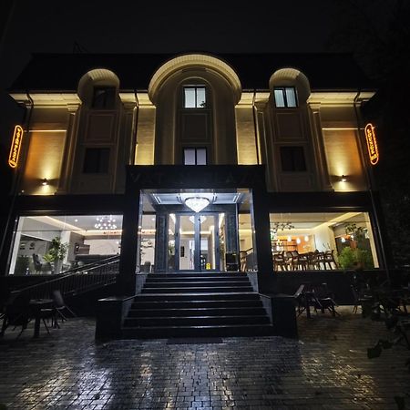 Hotel Vatan Plaza à Tachkent Extérieur photo