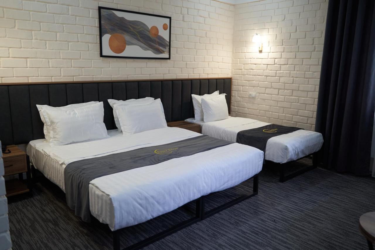 Hotel Vatan Plaza à Tachkent Extérieur photo