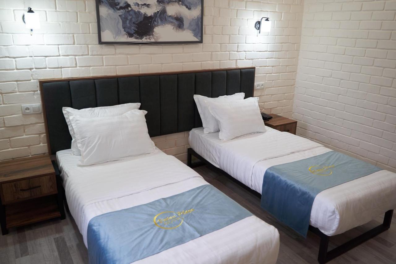 Hotel Vatan Plaza à Tachkent Extérieur photo
